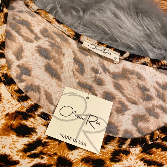 Olivia Rae NWT Leopard Print Crop Top 🤎🤍🧡 - Picture 2 of 3